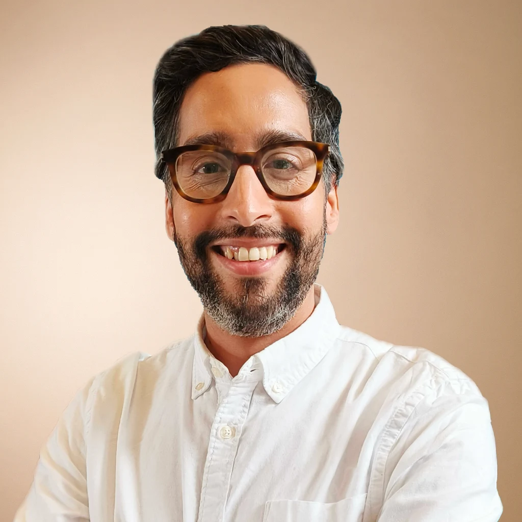 Sales consultant ready for a personalized Odoo demo with a client